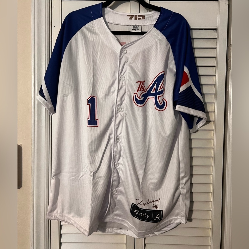 MLB Atlanta Braves Ozzie Albies #1City Connect SGA Jersey Size Adult Large